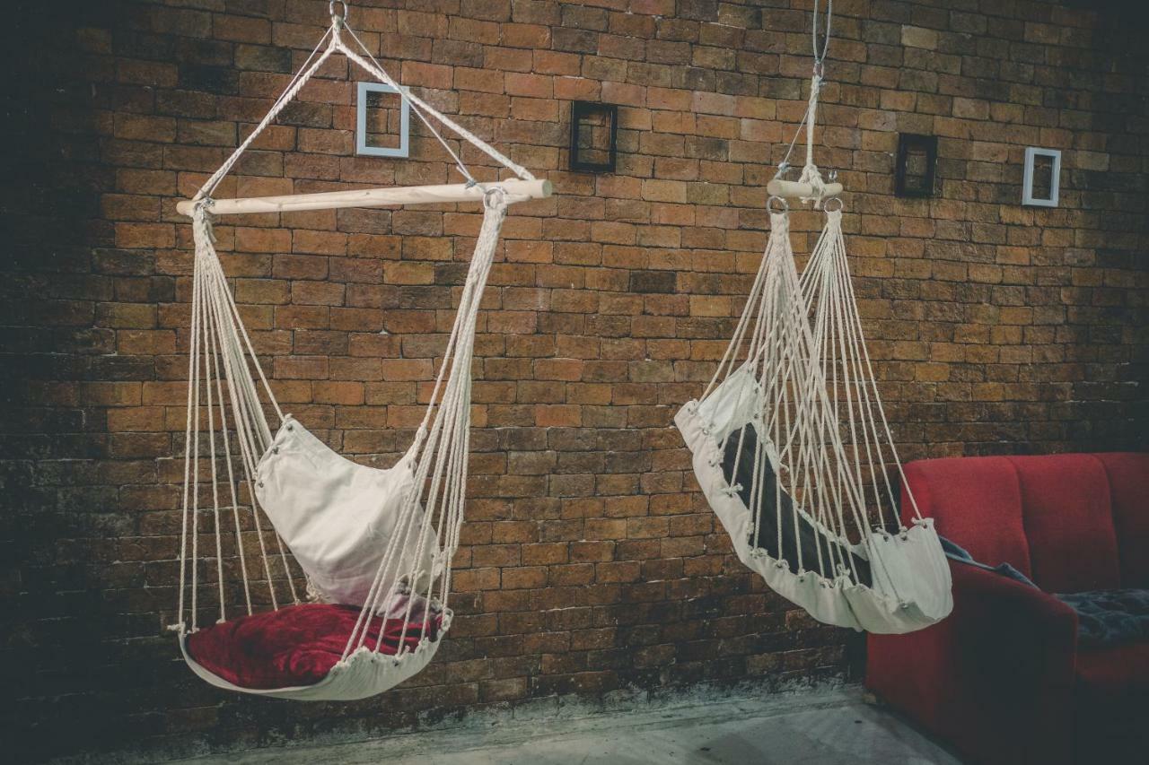 The Beds Ever Hostel (Adults Only) Bangkok Exterior photo